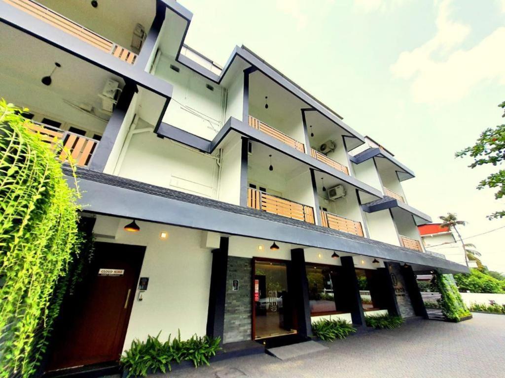 Emperor-Hotel Rachana Continental Pvt Ltd Kizhake Chālakudi 외부 사진