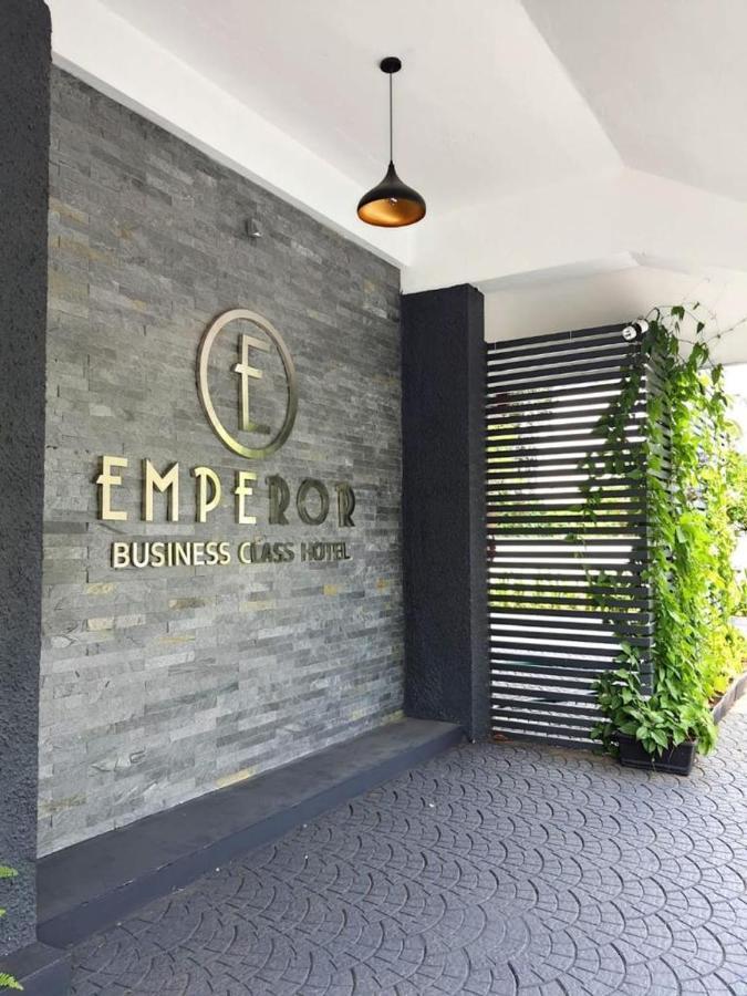 Emperor-Hotel Rachana Continental Pvt Ltd Kizhake Chālakudi 외부 사진